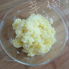 培根芝士焗土豆泥的做法步骤3