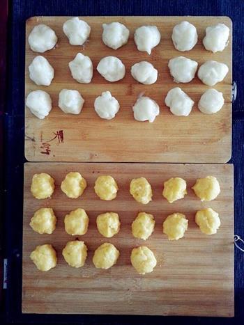 奶黄椰丝冰皮月饼的做法步骤8