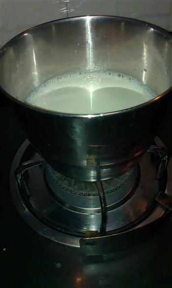 焦糖奶茶的做法步骤2