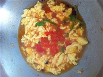 西红柿鸡蛋打卤面的做法步骤7