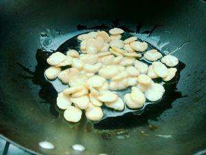 椒盐蚕豆的做法步骤7