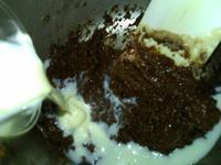 无油牛奶巧克力蛋糕的做法步骤8