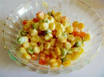 玉米蔬菜沙拉的做法图解5