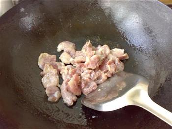 肉片炒白菜的做法步骤2