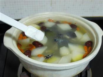 竹丝鸡红枣萝卜汤的做法步骤9