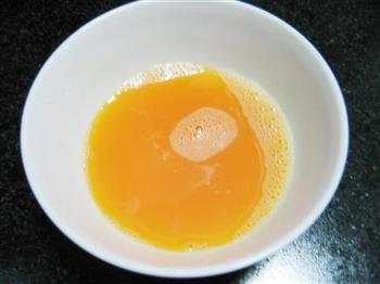 黄瓜拌鸡蛋的做法图解1