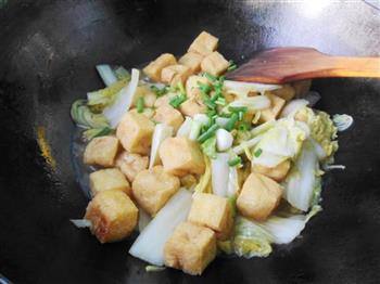 油豆腐炖白菜的做法图解8