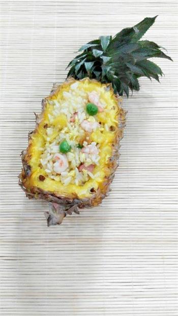 菠萝海鲜焗饭的做法图解7