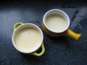 芒果牛奶布丁的做法步骤3