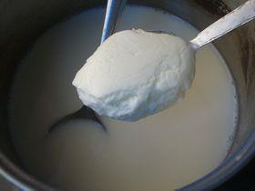 酸奶巧克力慕斯的做法步骤2