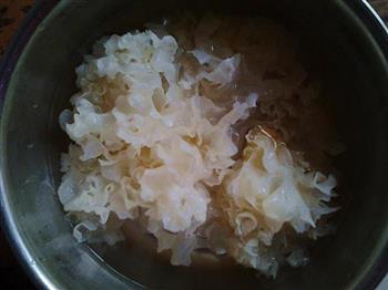 牛奶黑米粥的做法步骤2