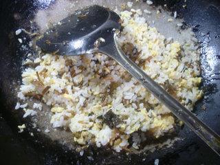 梅干菜鸡蛋炒饭的做法图解8