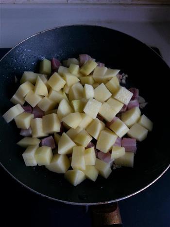 咸肉土豆焖饭的做法步骤6