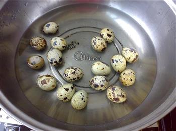 蒜拌秋葵鹌鹑蛋的做法步骤2