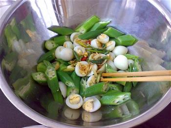 蒜拌秋葵鹌鹑蛋的做法步骤6