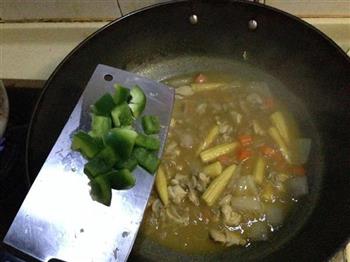 玉米笋咖喱鸡的做法步骤9