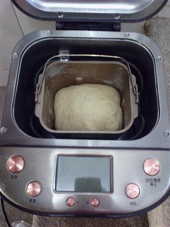 豆沙全麦面包的做法步骤5
