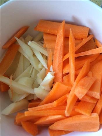 红汤蔬菜面的做法步骤4