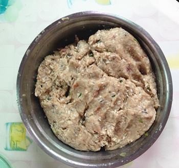 酿苦瓜油豆腐的做法步骤2