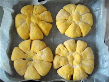 南瓜花朵面包的做法图解12