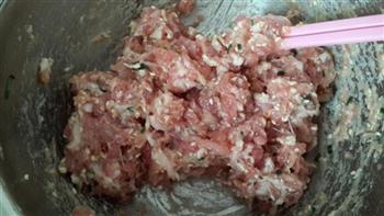 香菇肉丸子的做法步骤3
