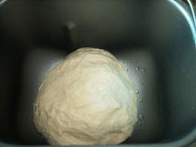枣泥麦胚面包的做法步骤2