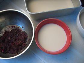 蒸炖玫瑰牛初乳的做法步骤2