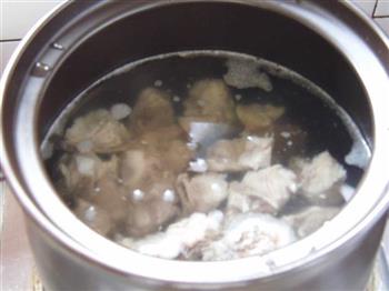 奶白冬瓜排骨汤的做法步骤5