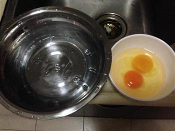 秋葵鲍鱼蒸鸡蛋羹的做法步骤1