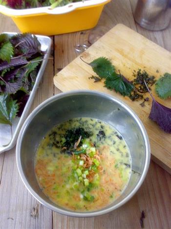 紫苏虾米煎蛋的做法图解2