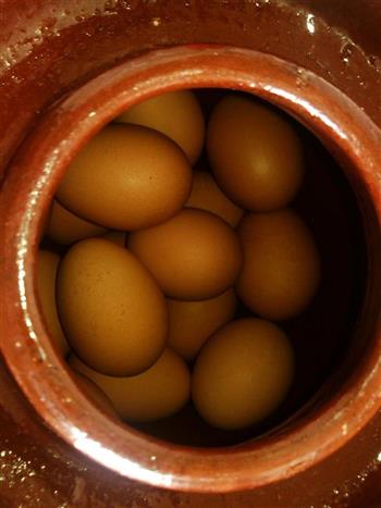 腌制咸鸡蛋的做法步骤4