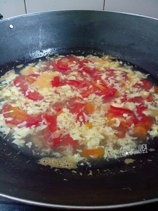无油番茄鸡蛋汤的做法步骤5