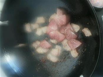 蒜薹炒腊肉的做法步骤3