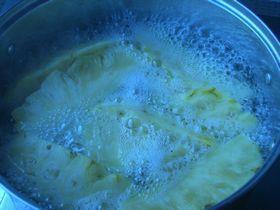 菠萝版转化糖浆的做法步骤5