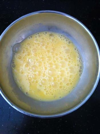 黄秋葵炒鸡蛋的做法步骤1