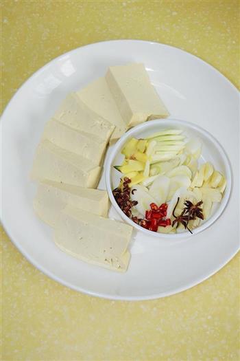 安康鱼炖豆腐的做法图解2