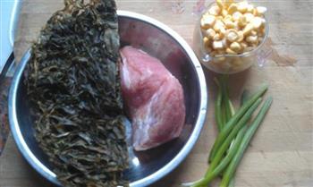海带肉片汤的做法步骤1