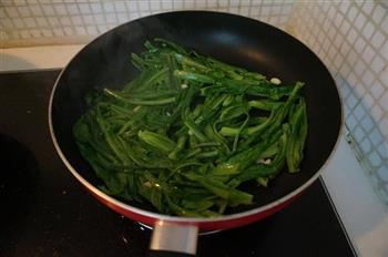 豆豉鲮鱼油麦菜的做法图解4