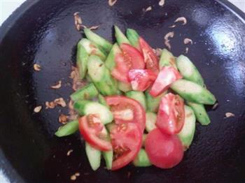 西红柿虾皮炒丝瓜的做法步骤5