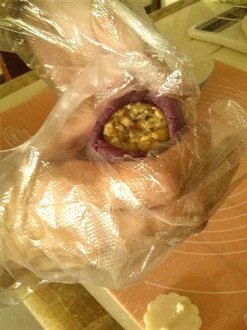 紫薯五仁月饼的做法步骤5