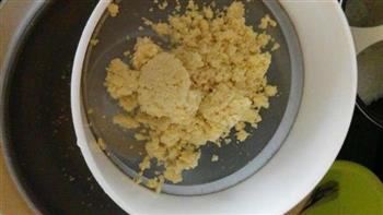 绿豆沙冰皮月饼的做法步骤7