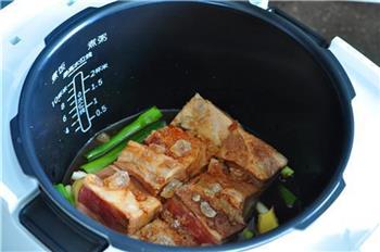 电压力锅版东坡肉的做法步骤5