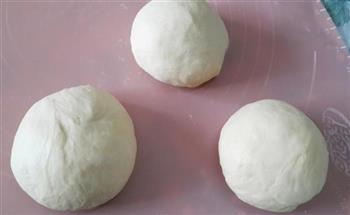 奶酥葡萄干面包的做法步骤4