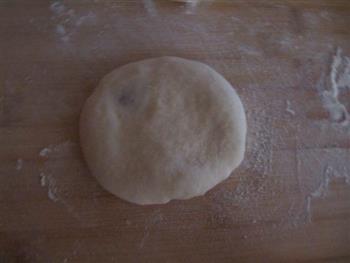 环形豆沙面包的做法步骤8