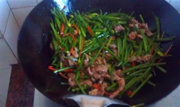 韭苔炒牛肉的做法步骤12