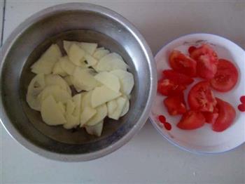 番茄土豆片的做法步骤2