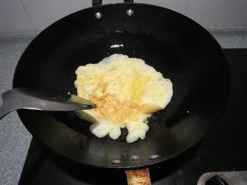 尖椒炒鸡蛋的做法步骤5