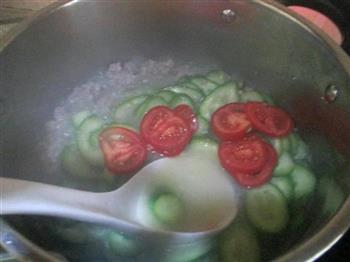肉圆黄瓜粉丝汤的做法步骤9