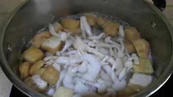 白玉菇油豆腐火腿汤的做法步骤5