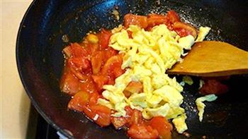 西紅柿炒雞蛋的做法圖解10